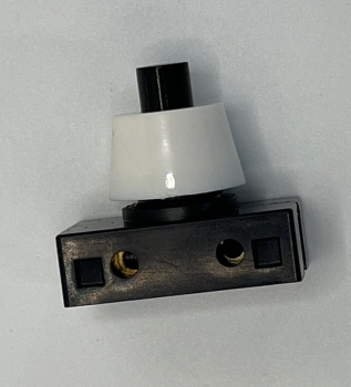 Druckschalter mit Mutter