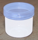 Dose mit Schraubdeckel transparent Füllvolumen 25ml aus Polypropylen (PP), lebensmittelgerecht. PP ist ein bpa-freier Kunststoff. Geeignet für alle Arten von Lebensmitteln bei Langzeitlagerung bei Raumtemperatur u. darunter, inkl. Heißabfüllung bzw. Erhit